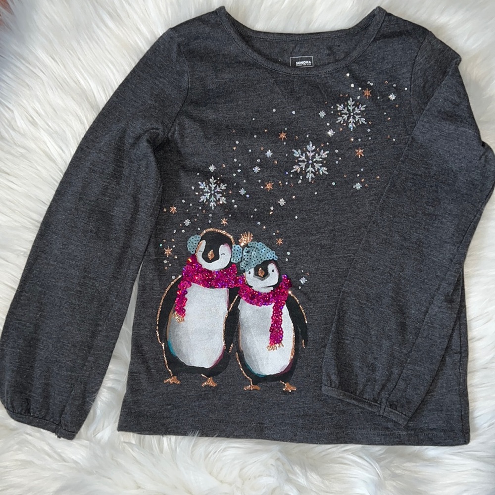 🛍️✨ Girls Christmas Penguin Top